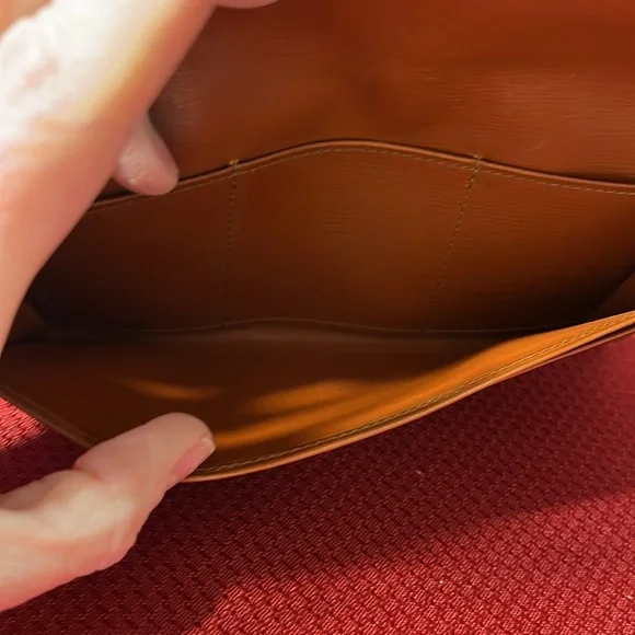 Louis Vuitton Brown Wallet with Flap Closure and Textured Leather w/ COA - Picture 9 of 13